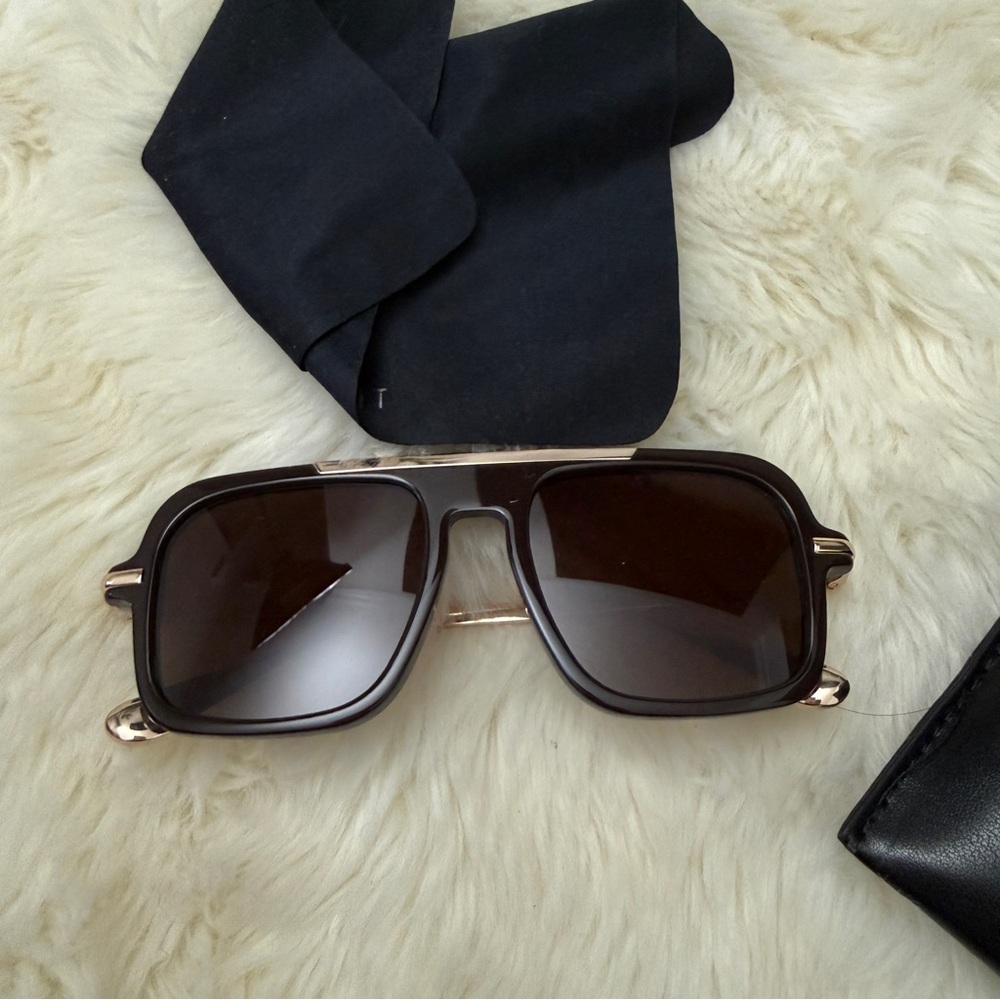 PAST MIDNIGHT The Retro Brown SUNGLASSES BRAND NEW - Picture 7 of 8